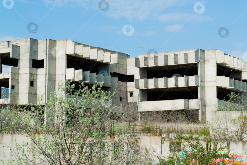 Скачать Заброшенное здание фотосток Ozero