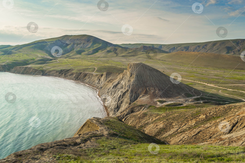 Скачать Горное побережье фотосток Ozero