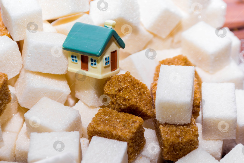 Скачать Игрушечный домик и сахар фотосток Ozero