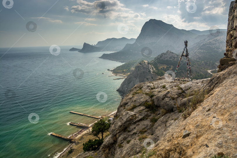 Скачать Горы и море фотосток Ozero