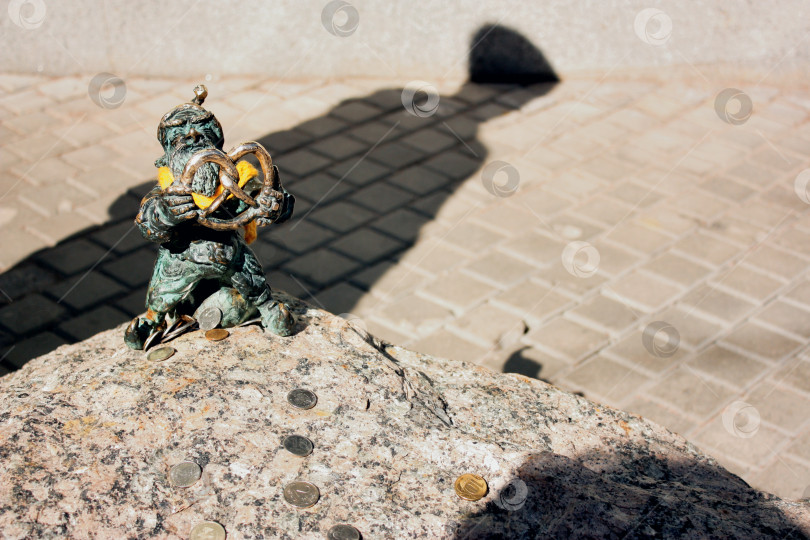 Скачать Скульптура кренделю фотосток Ozero