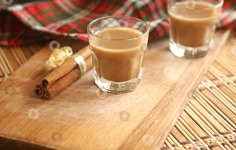 Скачать Ликер алкогольный кофейный фотосток Ozero