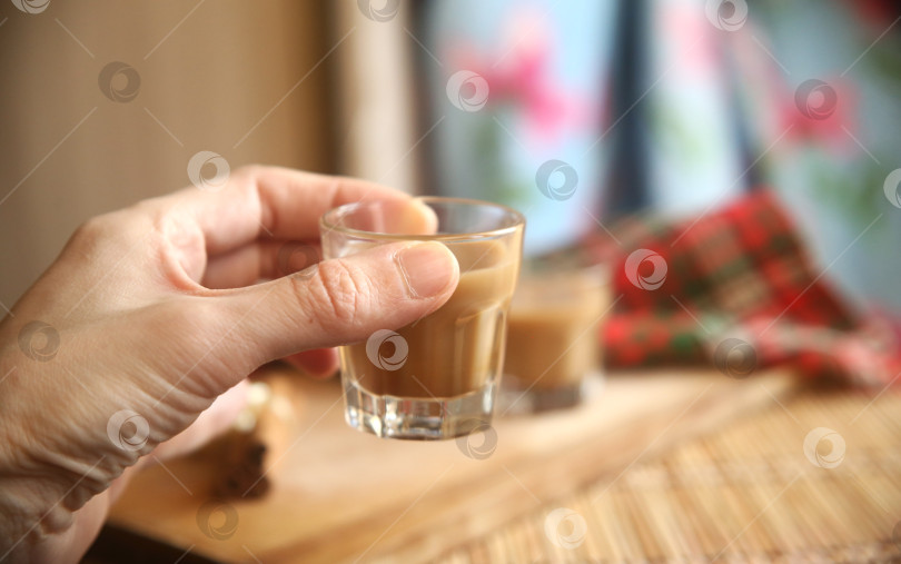 Скачать Напиток алкогольный кофейный ликер фотосток Ozero