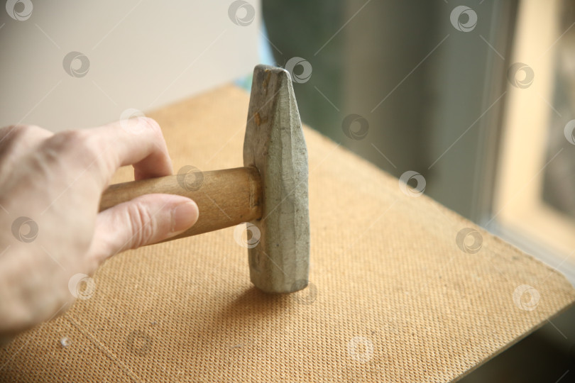 Скачать Инструмент молоток железный фотосток Ozero