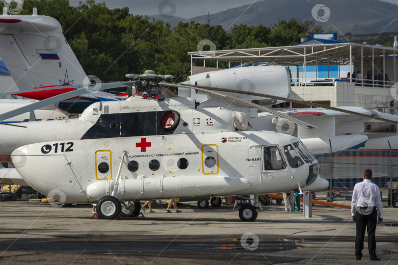 Скачать Российский вертолет Ми-8АМТ фотосток Ozero