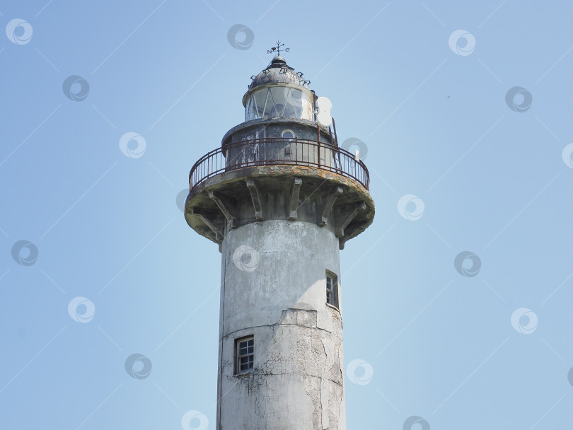 Скачать Маяк Тонин. Мыс Свободный. 2025. 09. Саалин. (1935 Камоидзава - мыс Аиро. Карафуто) Сахалин. (марка) фотосток Ozero