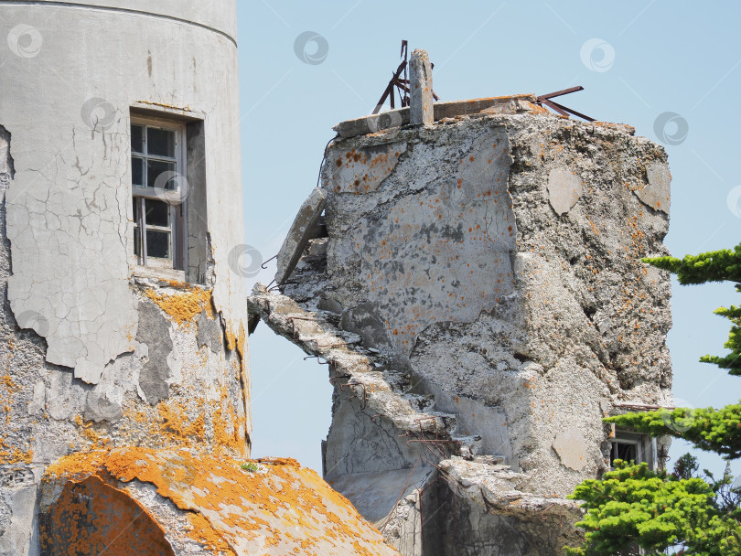 Скачать Маяк Тонин. Мыс Свободный. 2025. 09. Саалин. (1935 Камоидзава - мыс Аиро. Карафуто) Сахалин. (марка) фотосток Ozero