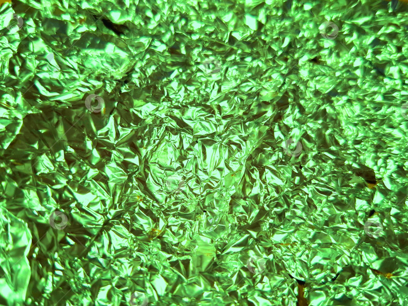 Скачать Смятая фольга зеленого цвета фотосток Ozero