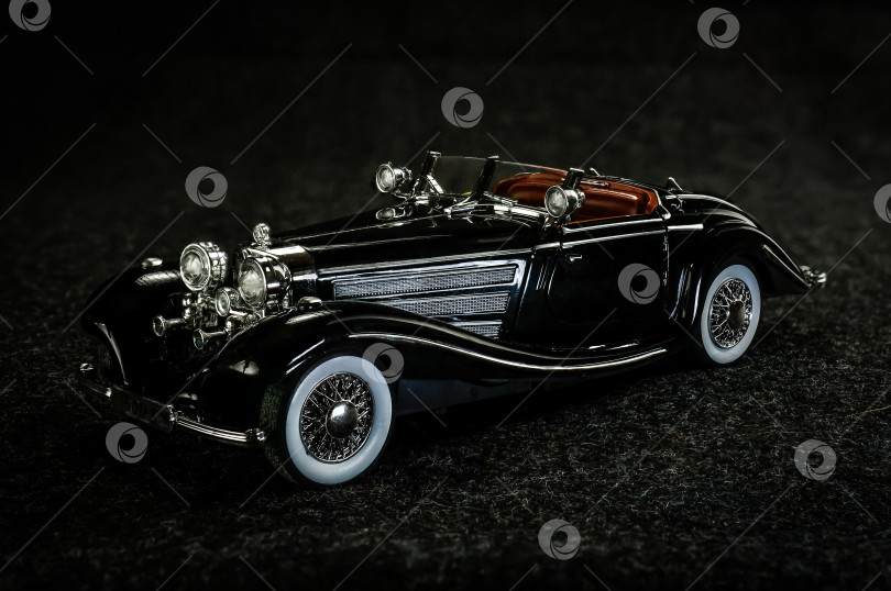 Скачать Модель кабриолета фотосток Ozero