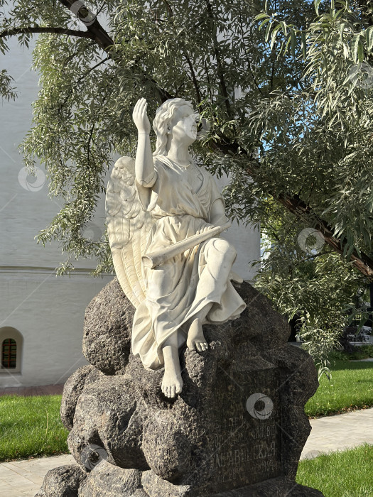 Скачать Статуя ангела фотосток Ozero
