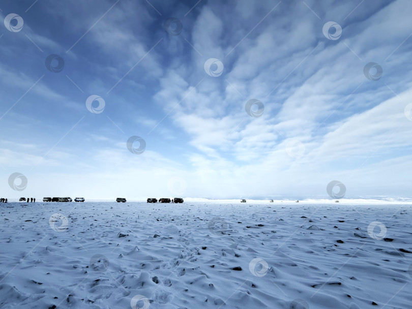 Скачать Туристы на Байкале фотосток Ozero