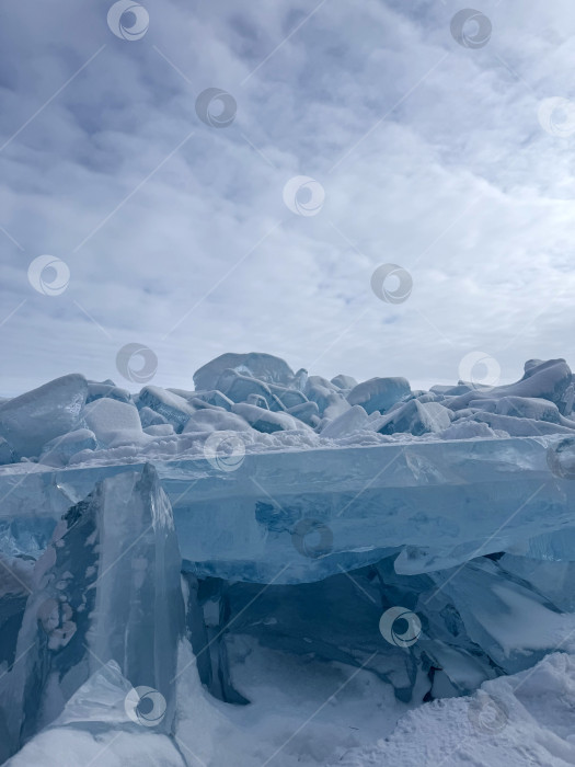 Скачать Огромная льдина фотосток Ozero