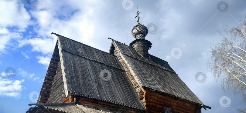 Скачать г. Суздаль, музей деревянного зодчества, крыша церкви фотосток Ozero
