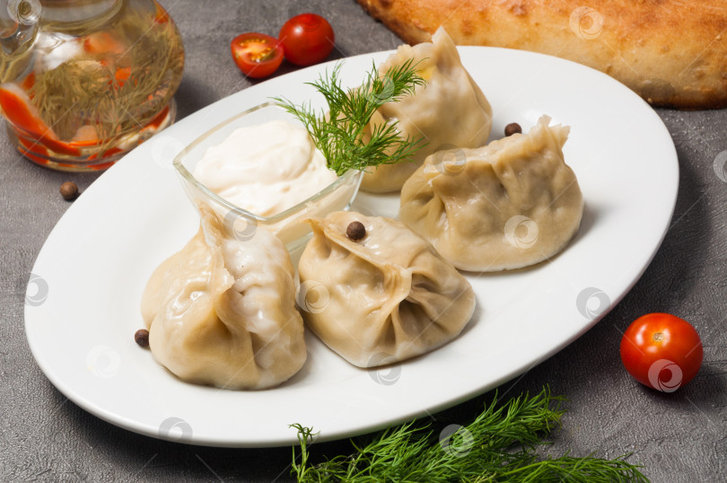 Скачать манты с рубленой бараниной и луком фотосток Ozero