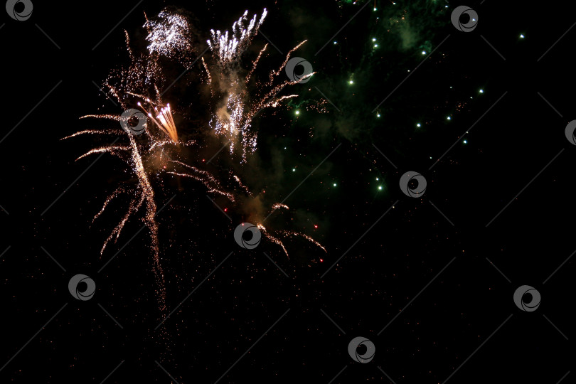 Скачать Салют фотосток Ozero