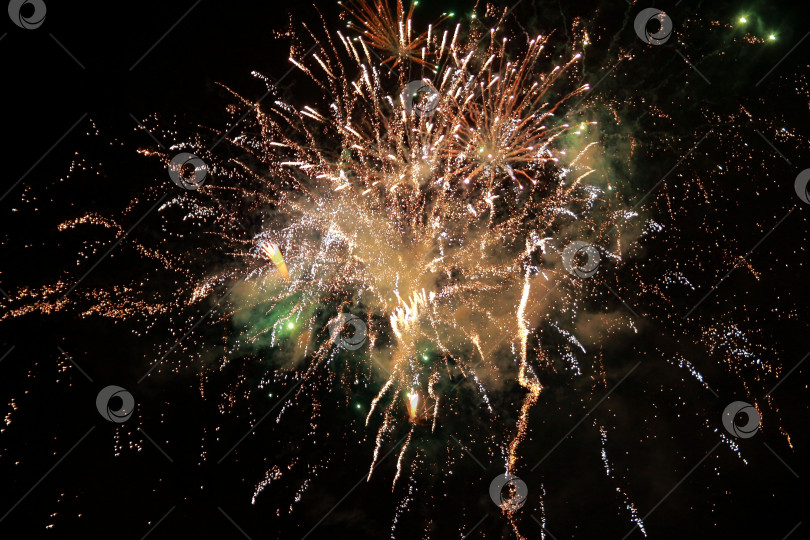 Скачать Салют фотосток Ozero