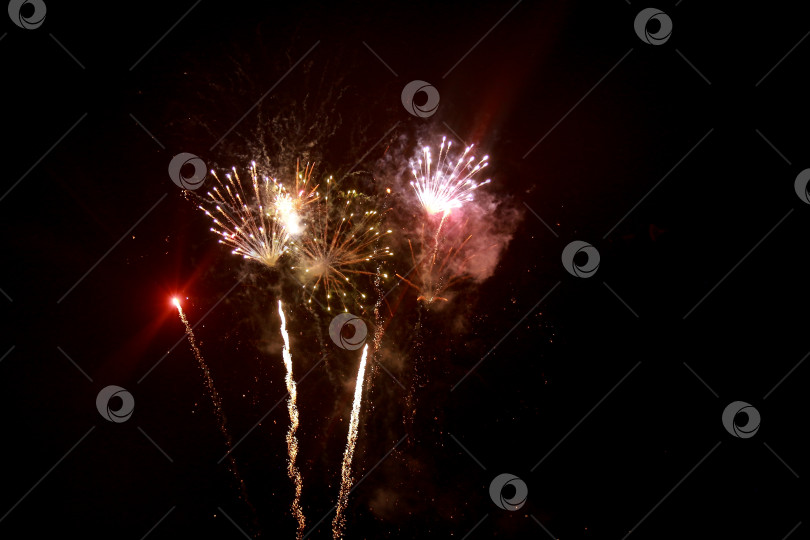 Скачать Салют фотосток Ozero