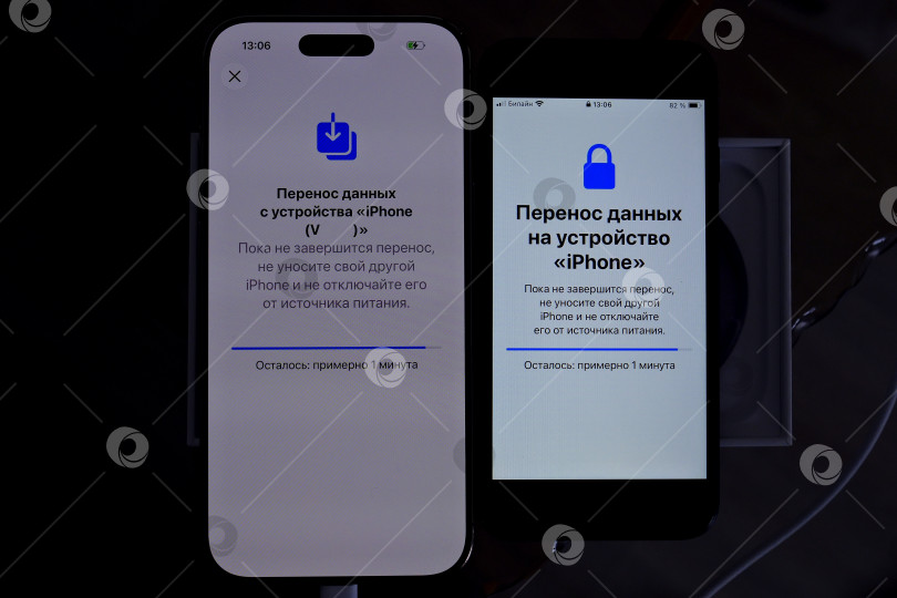 Скачать Возможность установки на новый смартфон на новом устройстве Iphone. фотосток Ozero