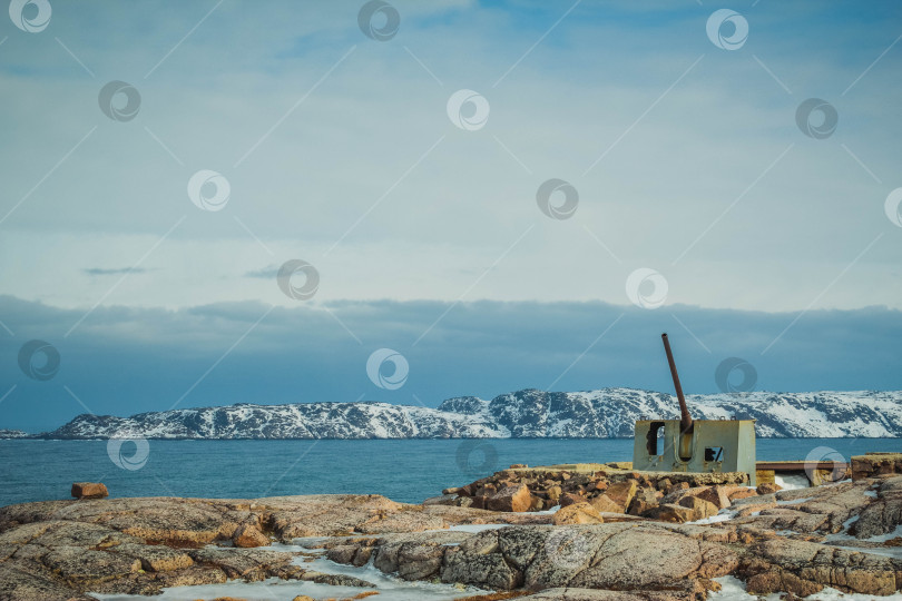 Скачать Линия обороны северных рубежей России в Териберке фотосток Ozero