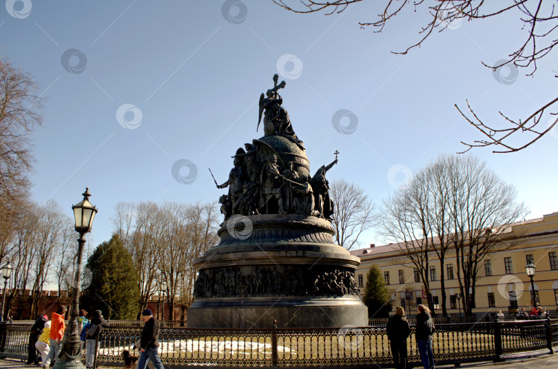 Скачать Памятник Тысячелетие России в Кремле в Великом Новгороде. фотосток Ozero