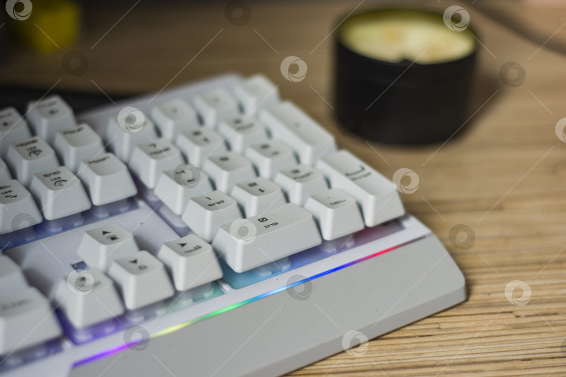 Скачать Фотография клавиш компьютерной клавиатуры крупным планом. фотосток Ozero