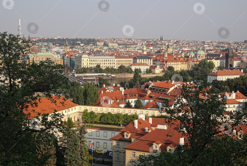 Скачать Вид на Прагу, Чешская Республика фотосток Ozero