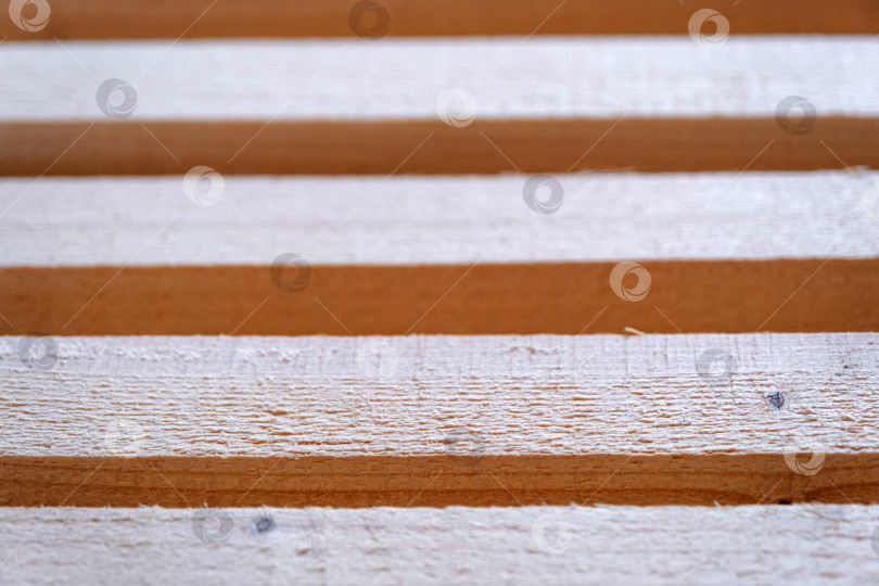 Скачать Сборка деревянных реек для конструкций, монтажные работы, внутренние каркасы, облицовка стен, основание для отделки, перегородки, элементы для ремонта, строительные материалы. фотосток Ozero
