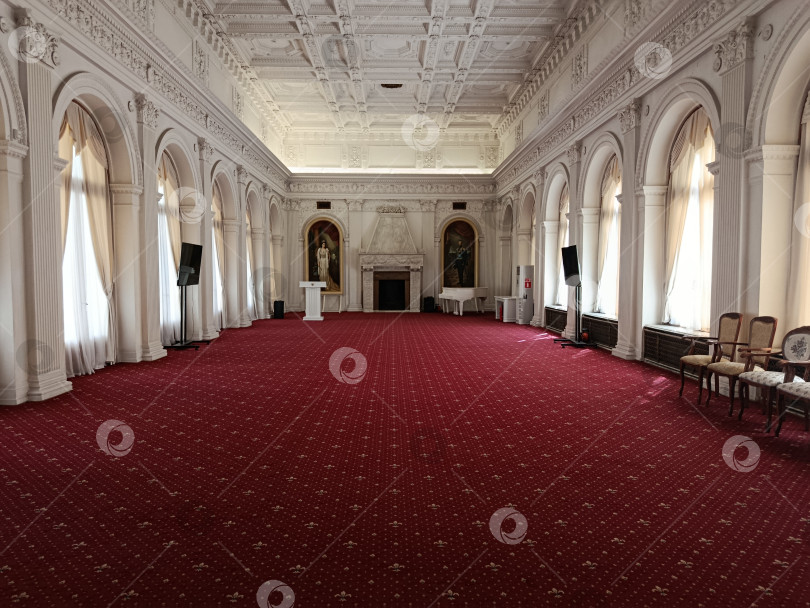 Скачать Ливадийский дворец в Крыму фотосток Ozero