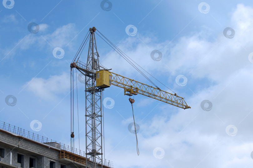 Скачать Башенный кран фотосток Ozero