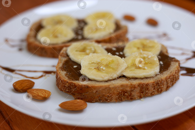 Скачать бананы и шоколад фотосток Ozero