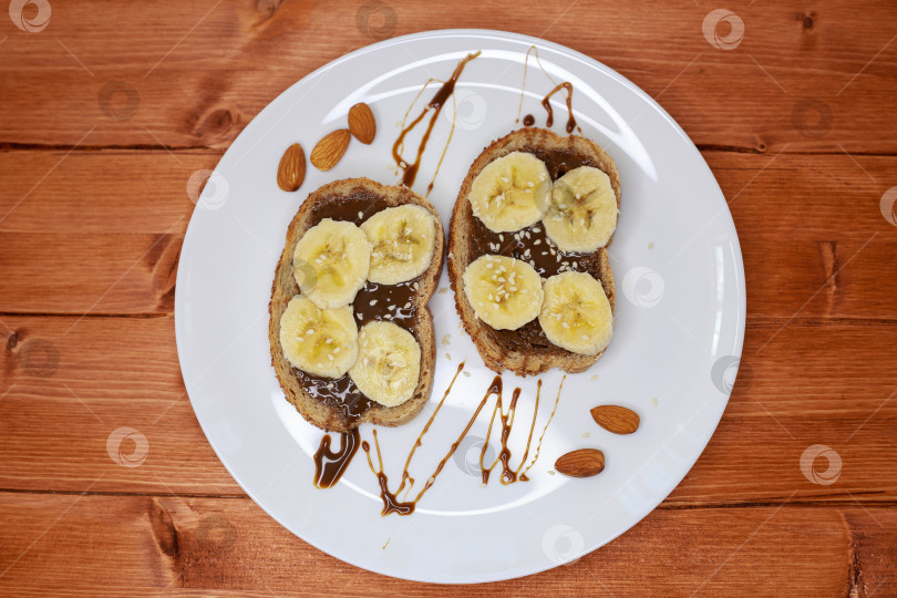Скачать бананы с шоколадом фотосток Ozero