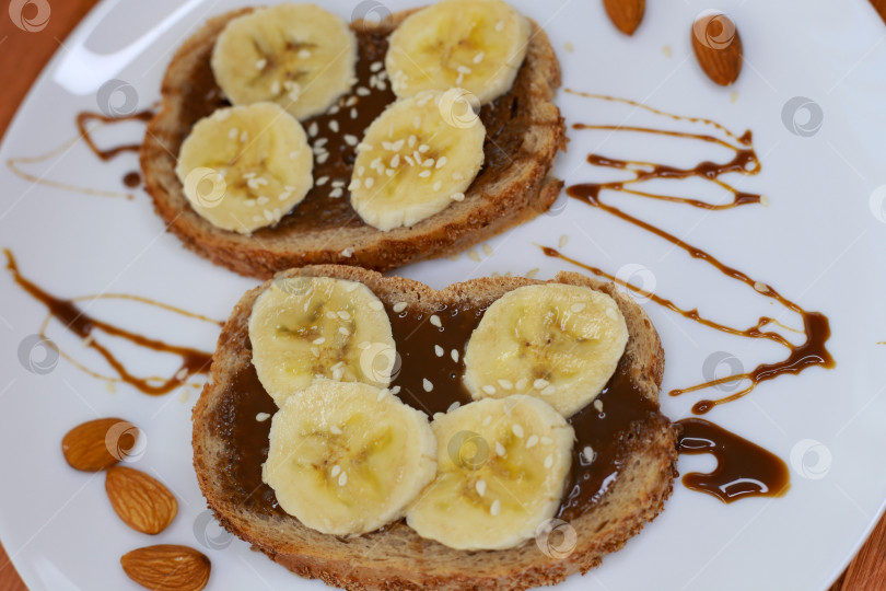 Скачать бананы с шоколадом фотосток Ozero