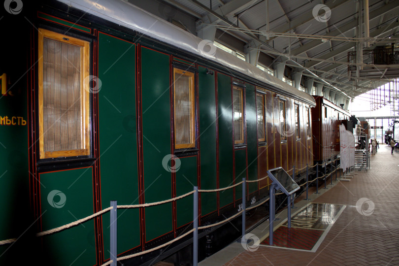 Скачать Старинный вагон в музее "Железные дороги России" в Санкт-Петербурге. фотосток Ozero