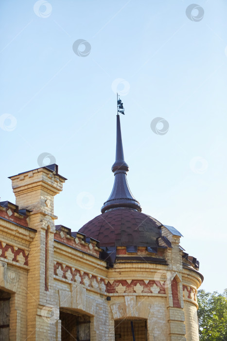 Скачать Массандра, Крым - 15 сентября 2018 года: Массандровский дворец, архитектурные детали фотосток Ozero