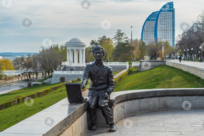 Скачать Память о художнике фотосток Ozero
