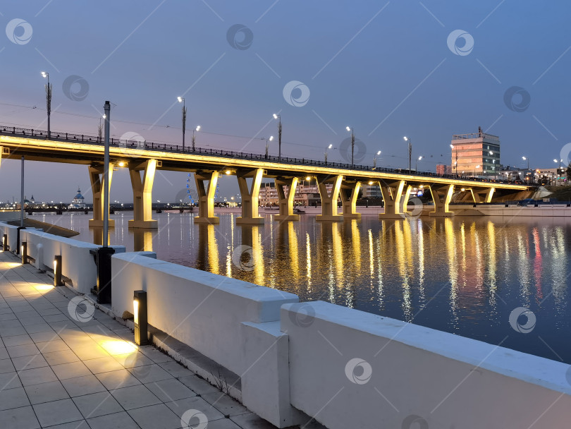 Скачать г. Чебоксары, Московский мост, вечерняя подсветка фотосток Ozero