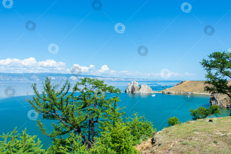 Скачать Байкал Вид на гору Шаманка фотосток Ozero