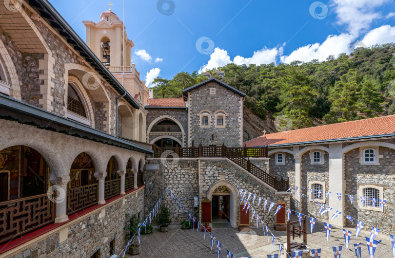 Скачать Внутренний двор монастыря Киккос на Кипре фотосток Ozero