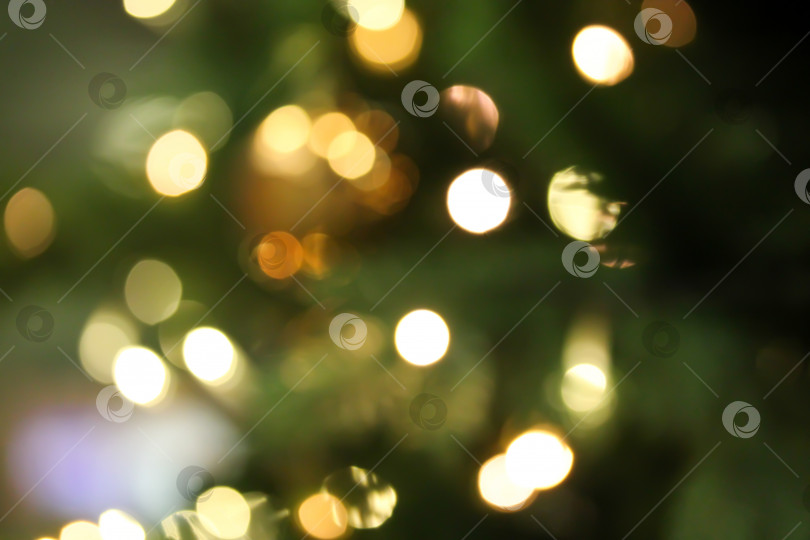 Скачать Рождественский абстрактный размытый фон с красочными кругами боке фотосток Ozero