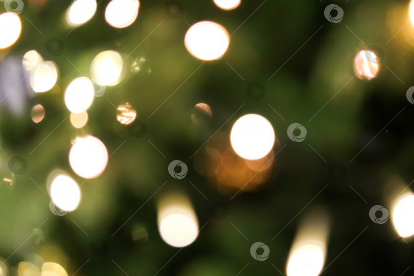 Скачать Рождественский абстрактный размытый фон с красочными кругами боке фотосток Ozero
