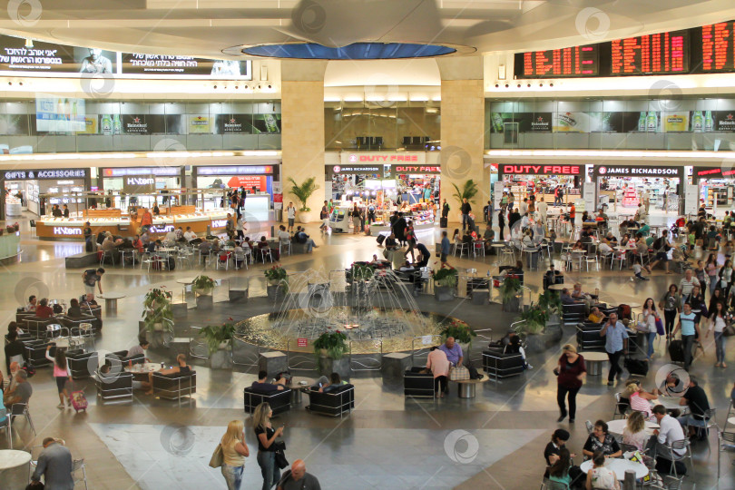 Скачать 13 июля 2014 года. Лод, Израиль. Аэропорт Бен-Гурион, известный как Натбаг фотосток Ozero