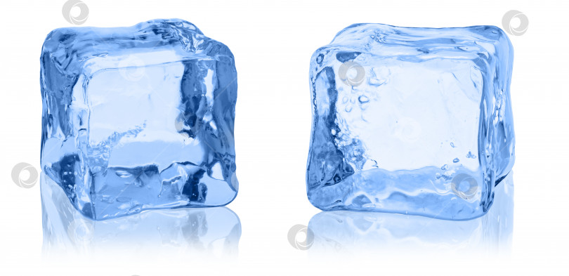 Скачать Кубики льда на белом фоне. фотосток Ozero