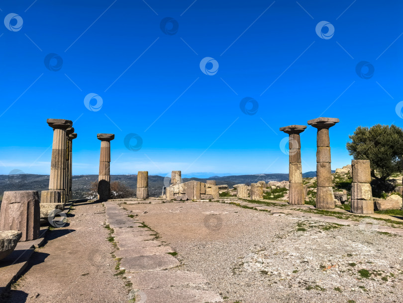 Скачать Древние руины Ассоса и храма Афины в Турции фотосток Ozero
