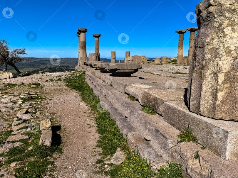 Скачать Древние руины Ассоса и храма Афины в Турции фотосток Ozero