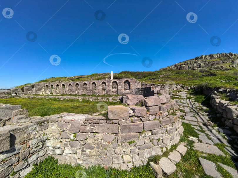 Скачать Древние руины Ассоса и храма Афины в Турции фотосток Ozero
