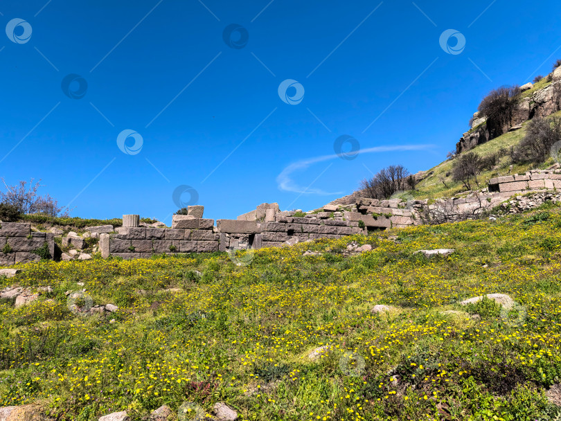 Скачать Древние руины Ассоса и храма Афины в Турции фотосток Ozero