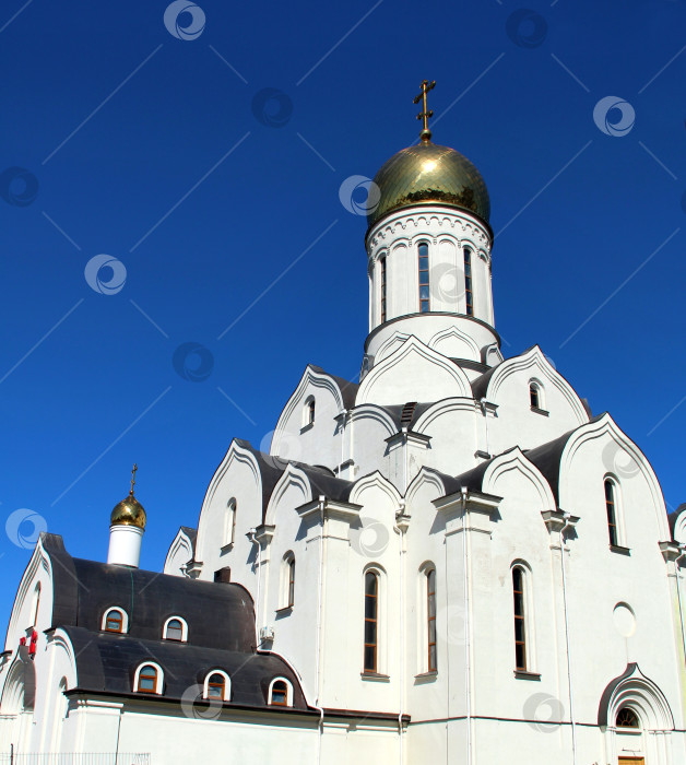 Скачать Купол церкви святого Апостола и Евангелиста Иоанна Богослова фотосток Ozero