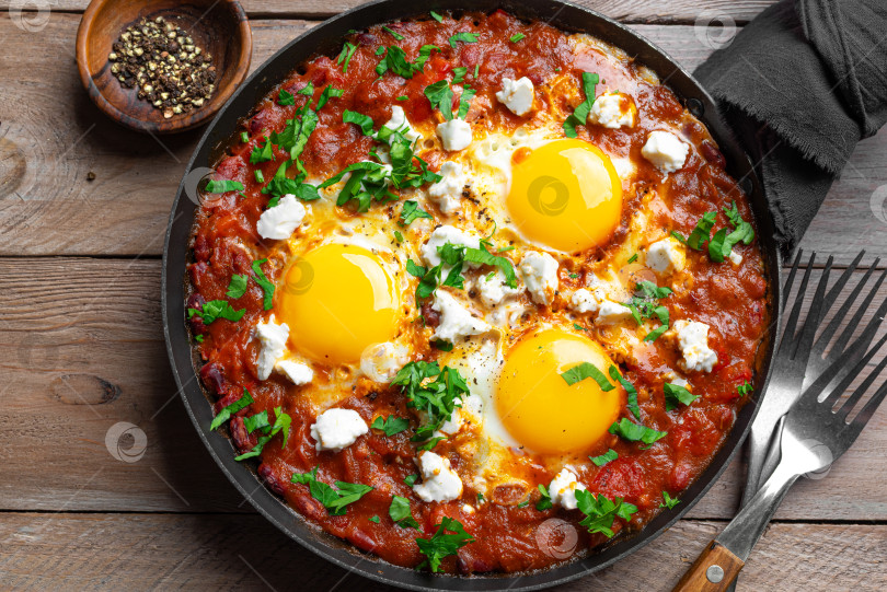 Скачать Вкусный завтрак из яиц Шакшука фотосток Ozero