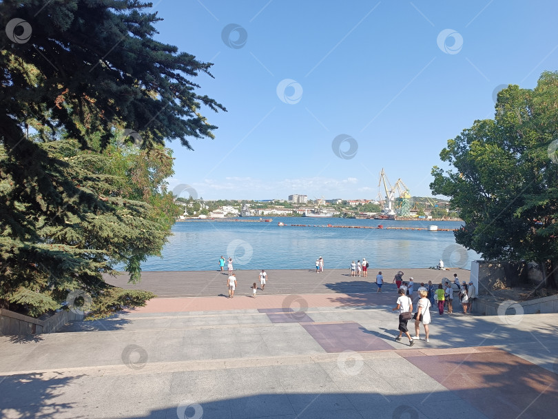 Скачать Приморский бульвар Севастополь фотосток Ozero