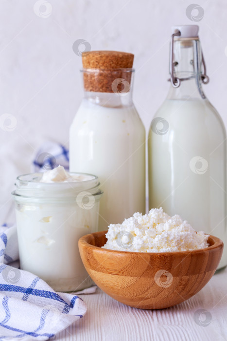 Скачать Продукты брожения молочных продуктов. фотосток Ozero